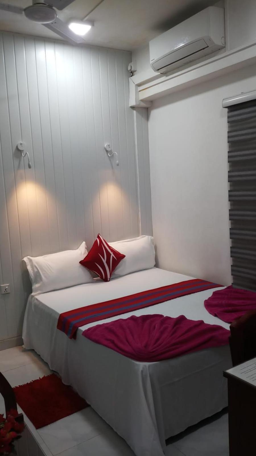 Wish Residence Seaside, Near Durdans & Vasan Eye Care Hospital, Colombo 3 Exteriér fotografie